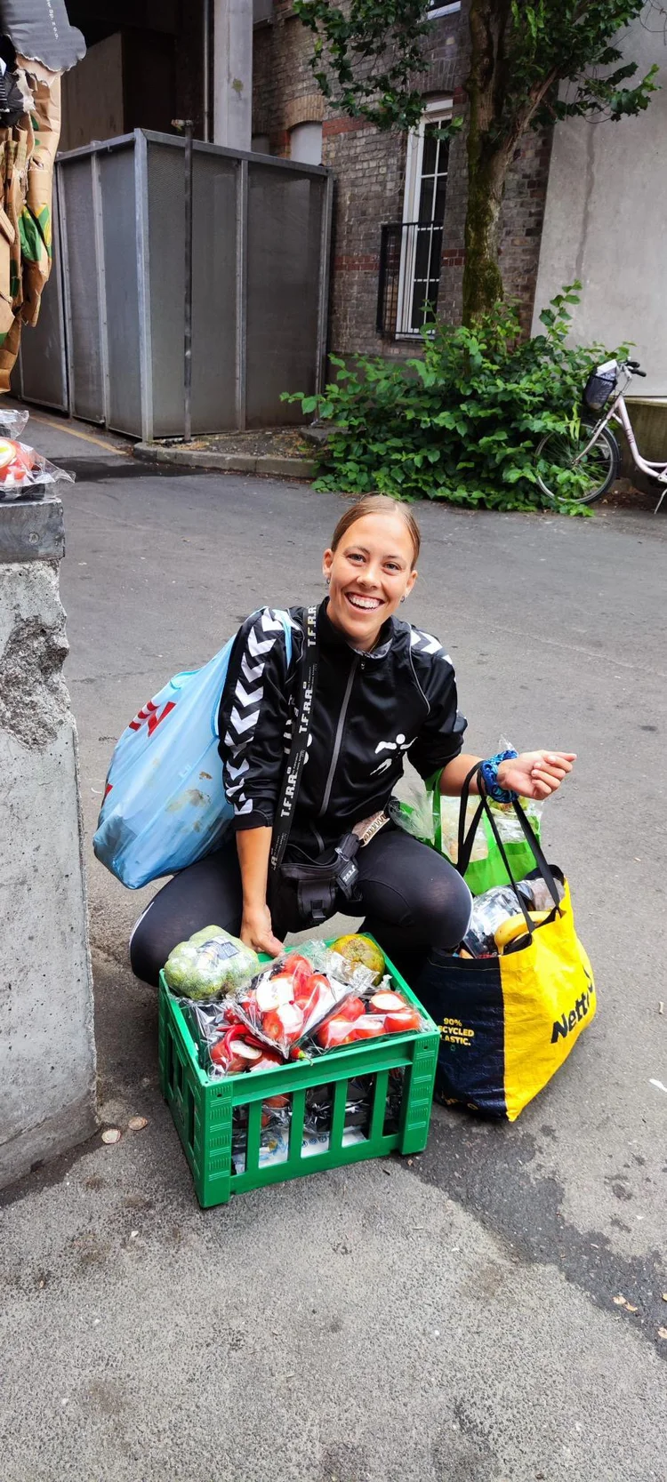 Da C61 A50 F0 C4 4548 A7 A2 B73018064 B32