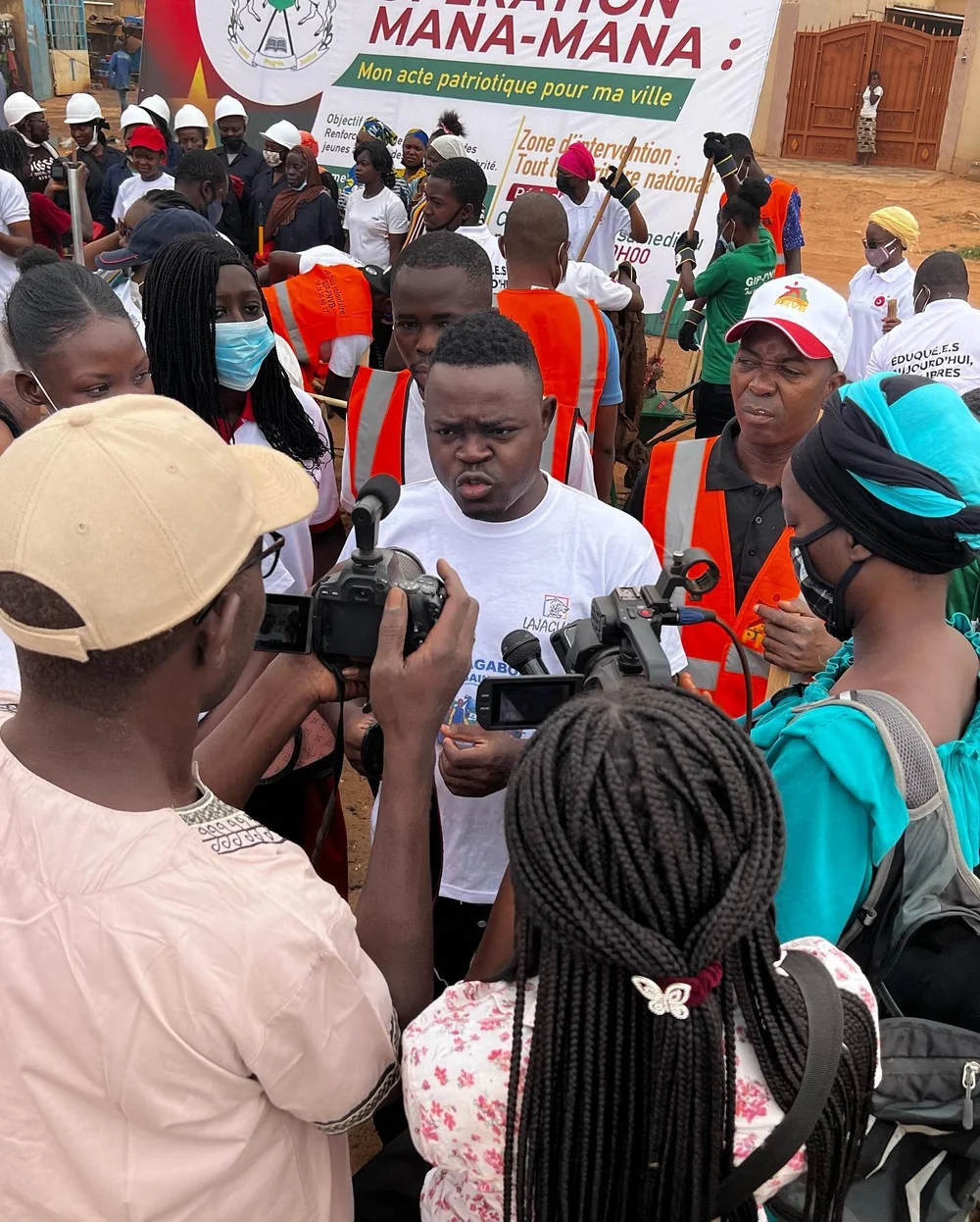 279608682 5089479037809716 4945114189575781301 N